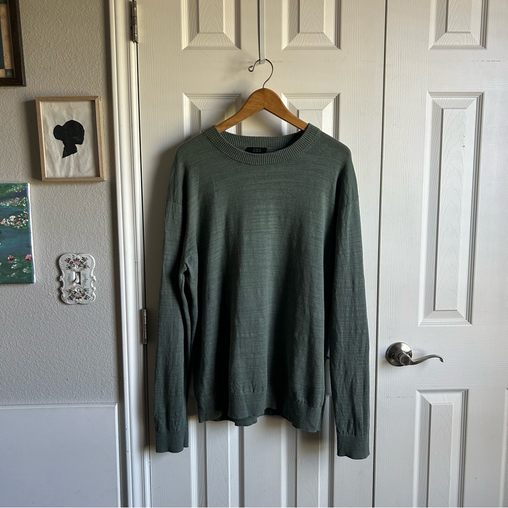 COS green long sleeve crew neck pullover sweater shirt